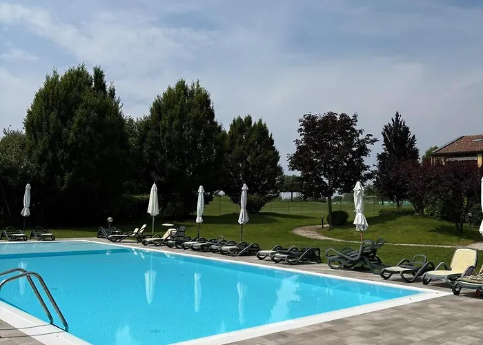 Experia Cavalcaselle